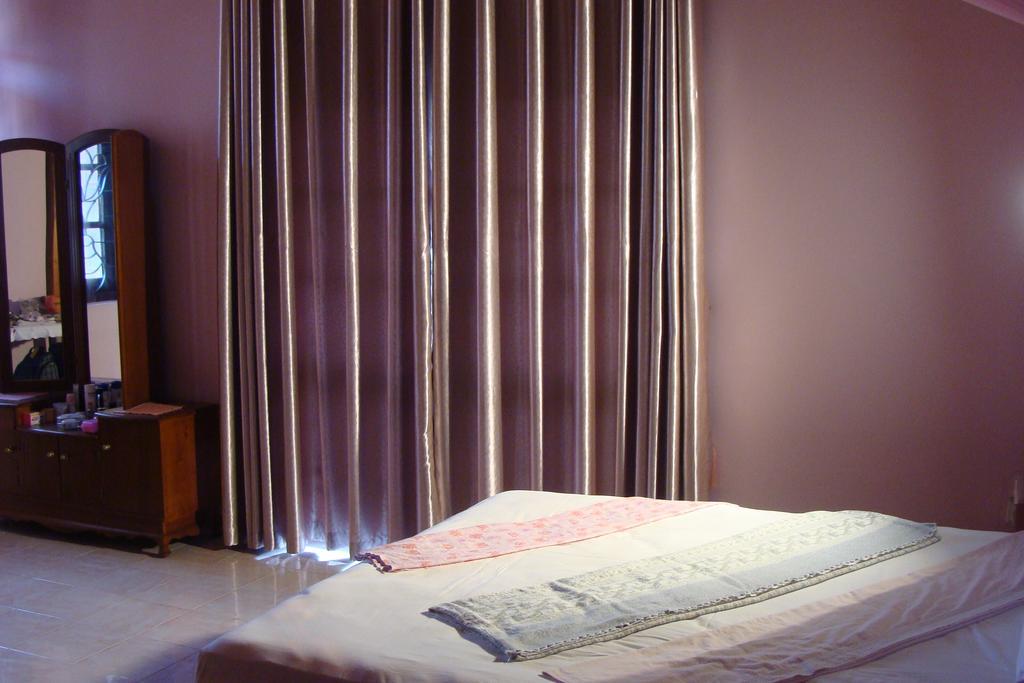 Sugandi Inn Kochchikade エクステリア 写真
