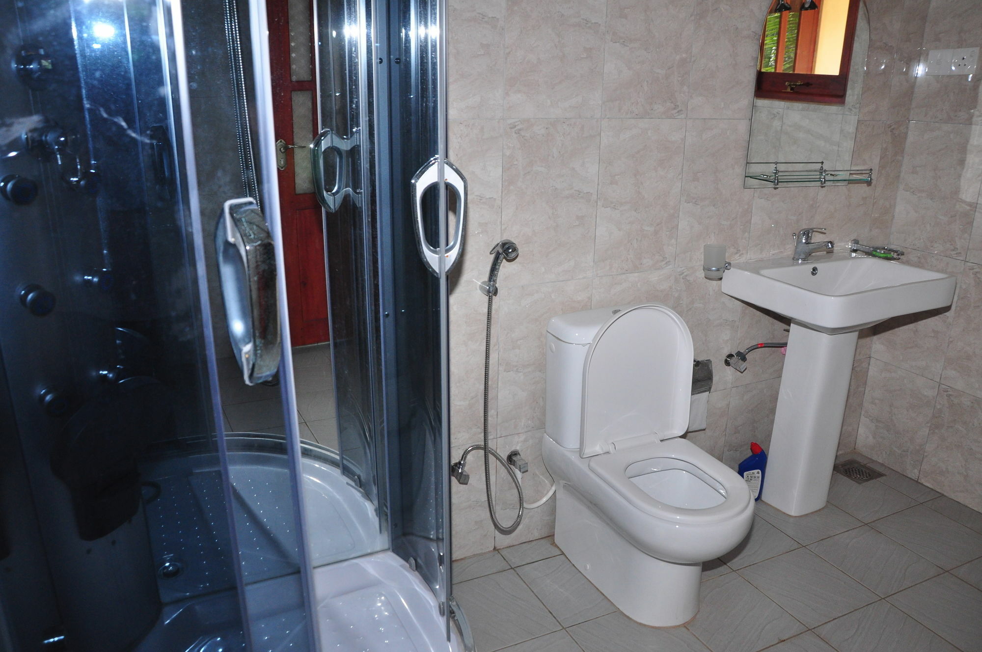 Sugandi Inn Kochchikade エクステリア 写真